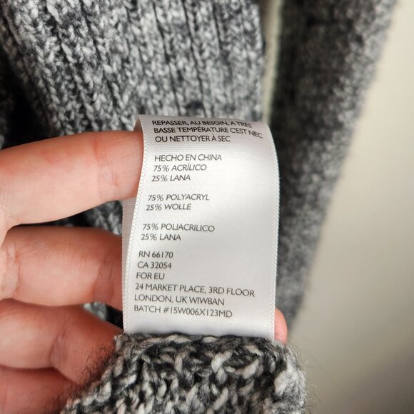 Urban Outfitters Pins and Needles Wool Blend Fuzzy Knit Cardigan Sweater sz S - Picture 10 of 10